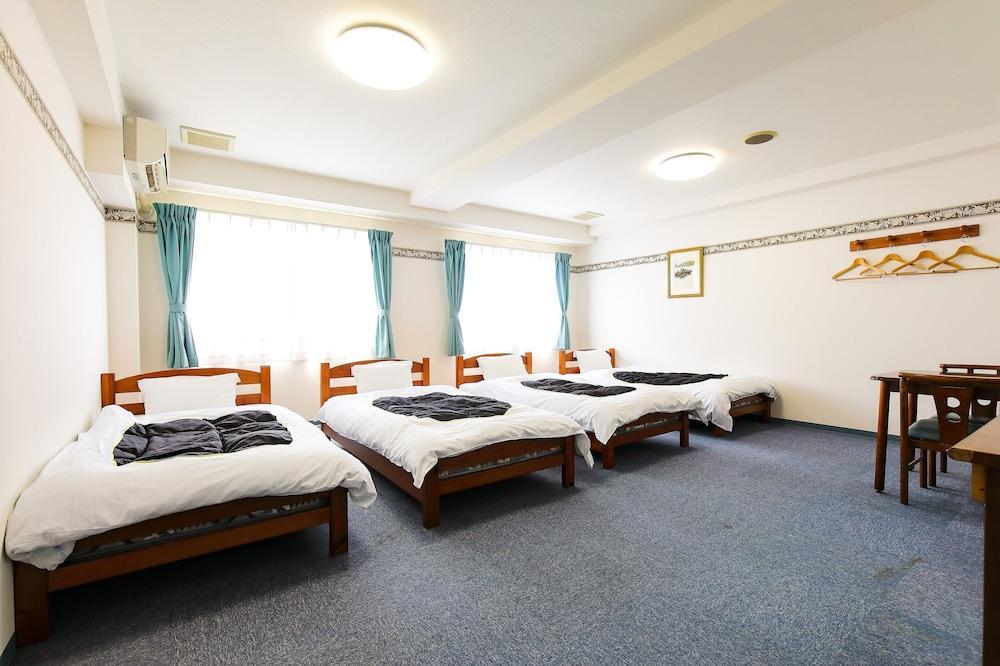 Grampus Inn Сірахама Екстер'єр фото